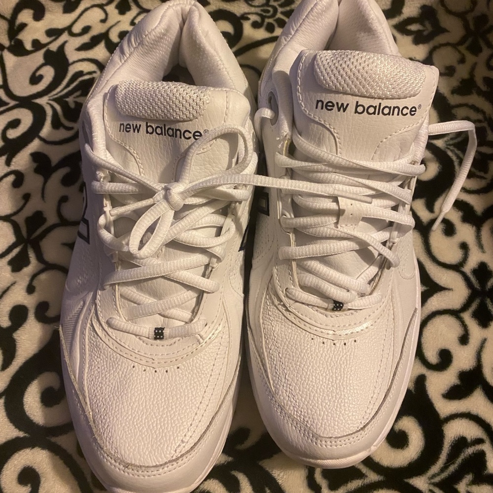 New balance shoes